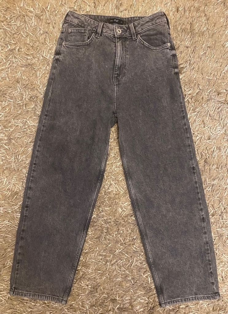 New/Like new women’s clothes size 8 (S).