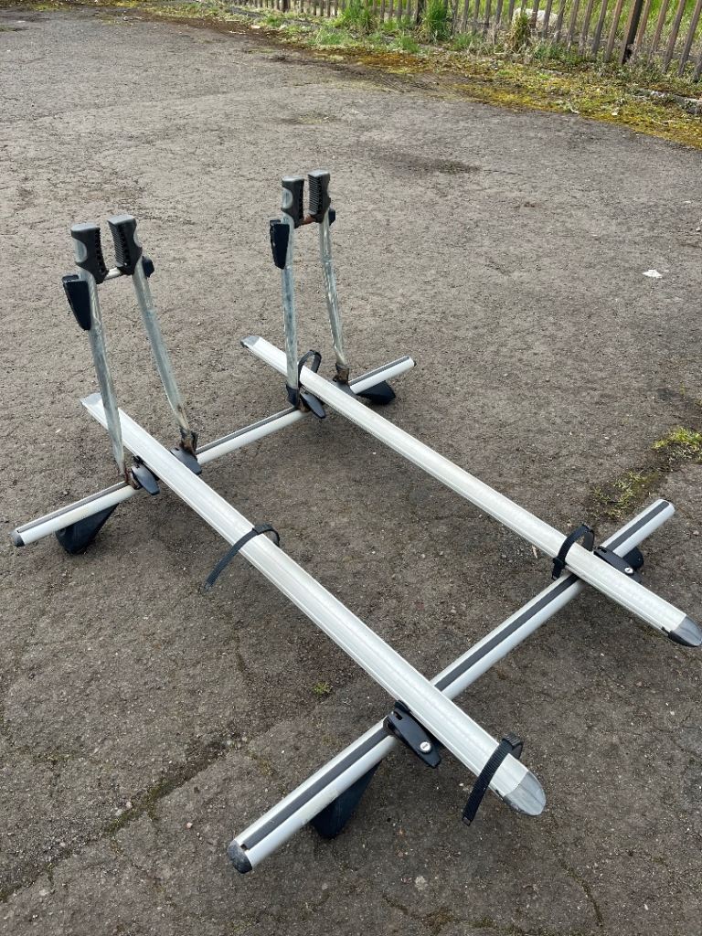 Mercedes Benz car roof rack for bicycles 