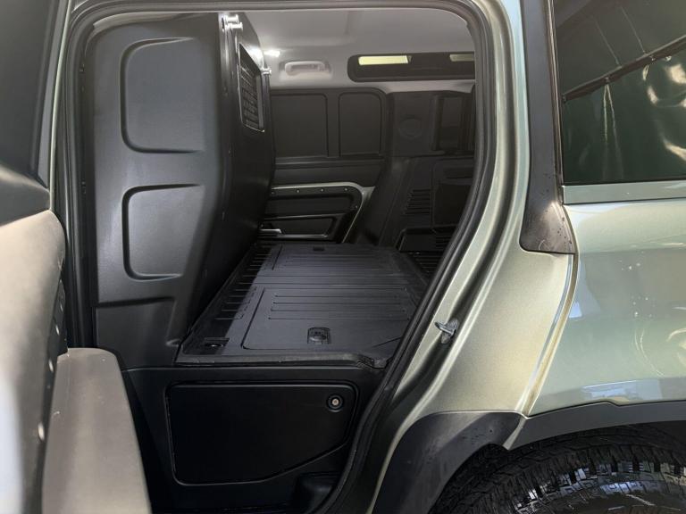 2023 Land Rover Defender 3.0 D250 Hard Top Auto PANEL VAN DIESEL Automatic