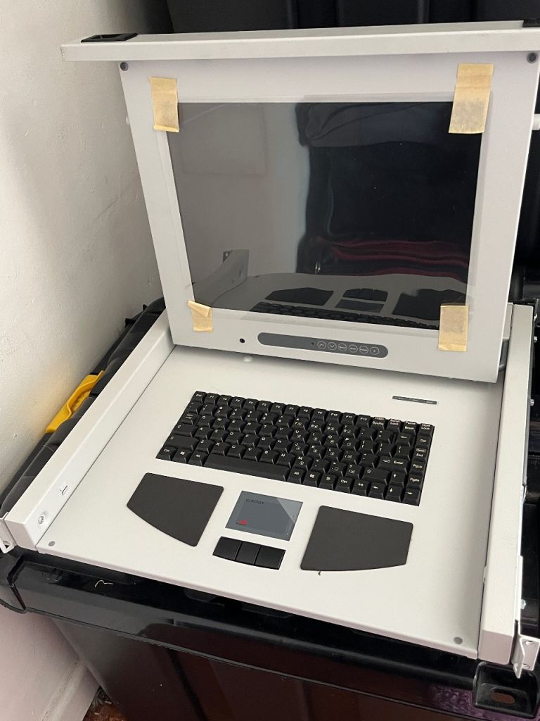 Knurr TD 15" TFT Rackmount Monitor Drawer .
