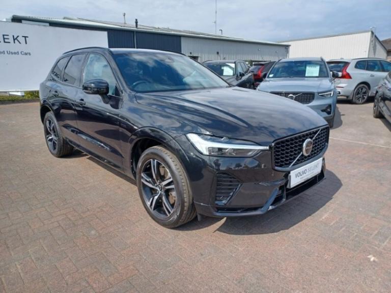 VOLVO XC60 2.0 B4D R DESIGN 5dr AWD Geartronic