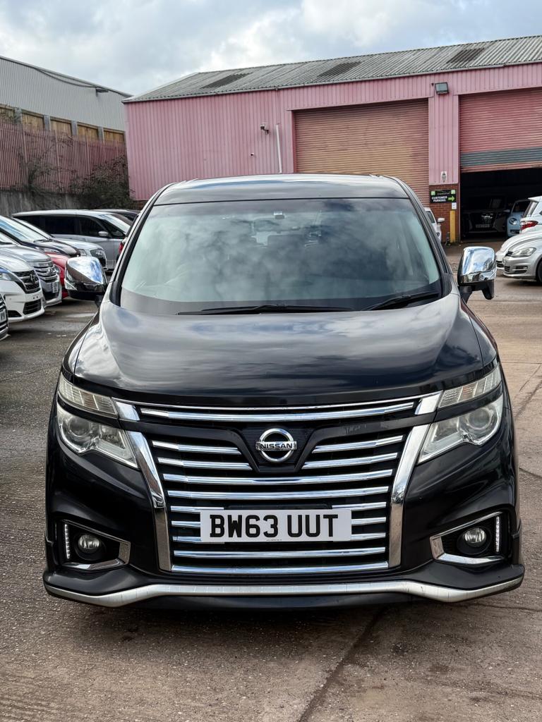 2014 Nissan Elgrand 2.5 Petrol 8 Seater mpv Petrol Automatic