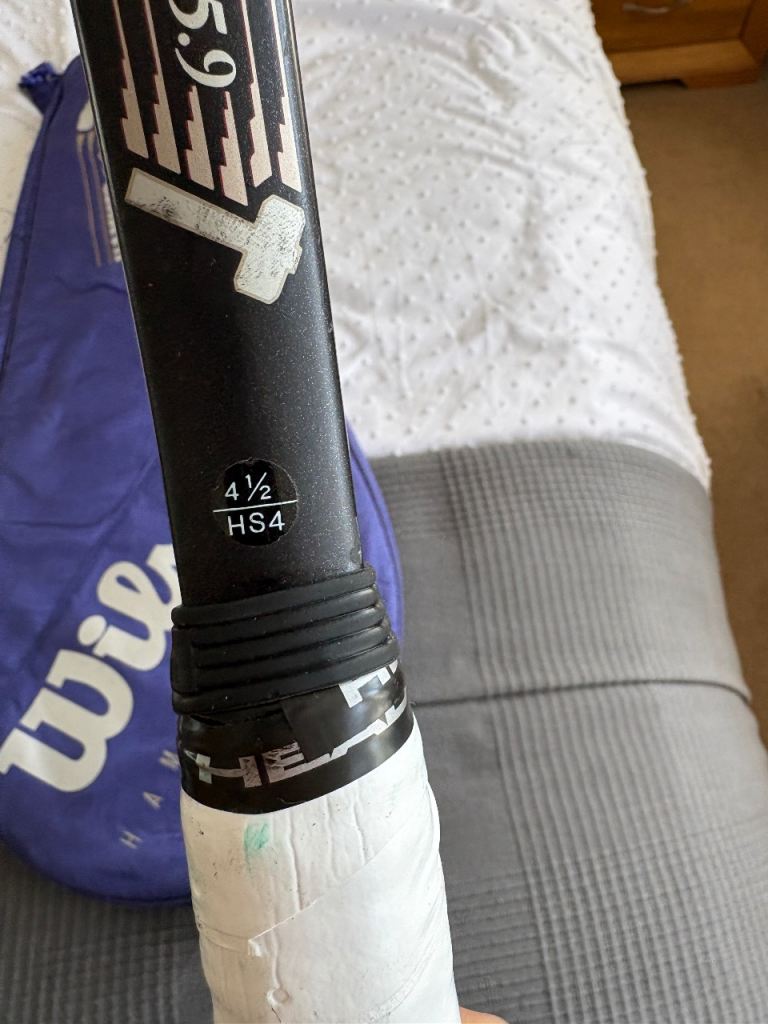 Wilson hammer 5.9 tennis raquets