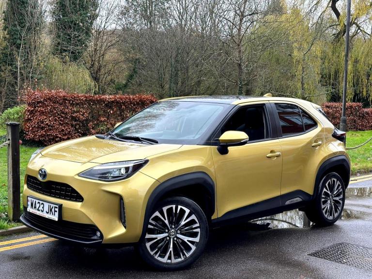 LEFT HAND DRIVE 2023 TOYOTA YARIS CROSS 1.5 HYBRID [AUTO] ONLY 12K MILES! | LHD