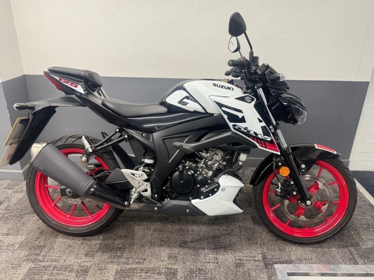 2024 SUZUKI GSXS125 GSX S125 LEARNER LEGAL- LOW MILES- DELIVERY- FINANCE- 