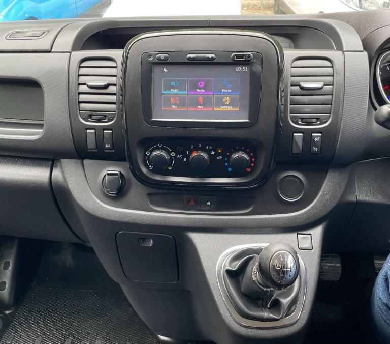 2018 Vauxhall Vivaro 1.6 CDTi 2900 Sportive L1 H1 Euro 6 5dr PANEL VAN Diesel Manual