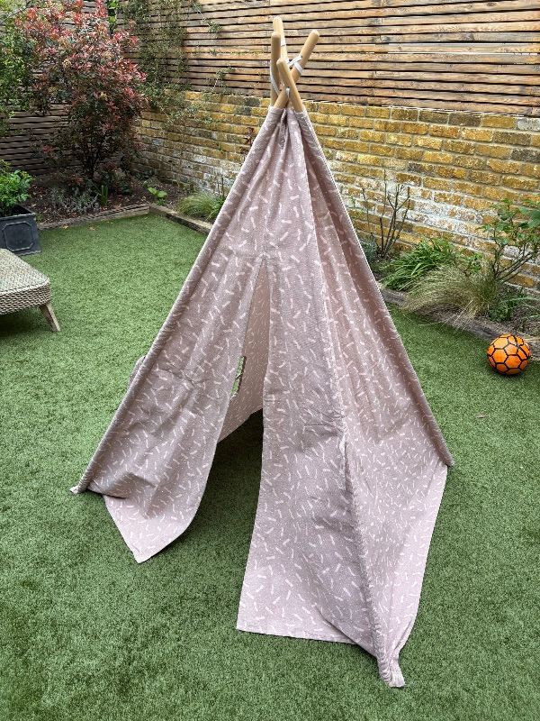 Gorgeous Canvas Child’s Play Tent
