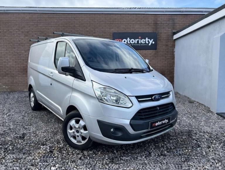 2017 Ford Transit Custom 2.0 TDCi 130ps Low Roof Limited Van PANEL VAN DIESEL Manual