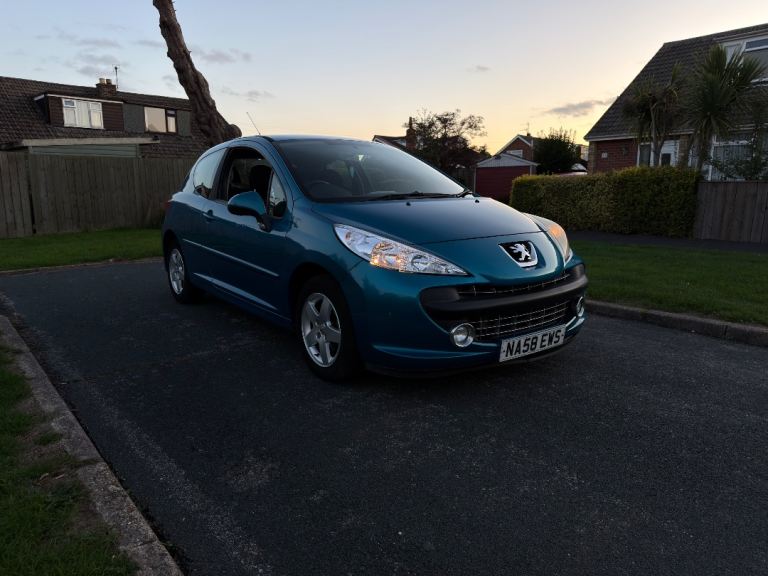 Peugeot, 207, Hatchback, 2008, Manual, 1398 (cc), 3 doors