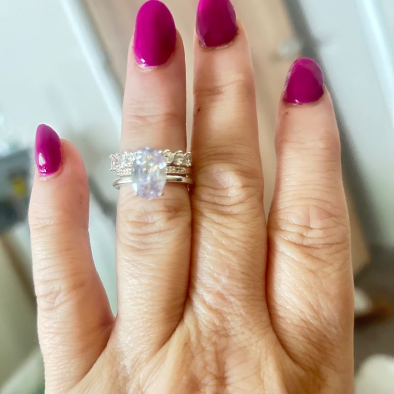 Pretty silver 925 hallmarked ring (3 rings that can be worn separately) 