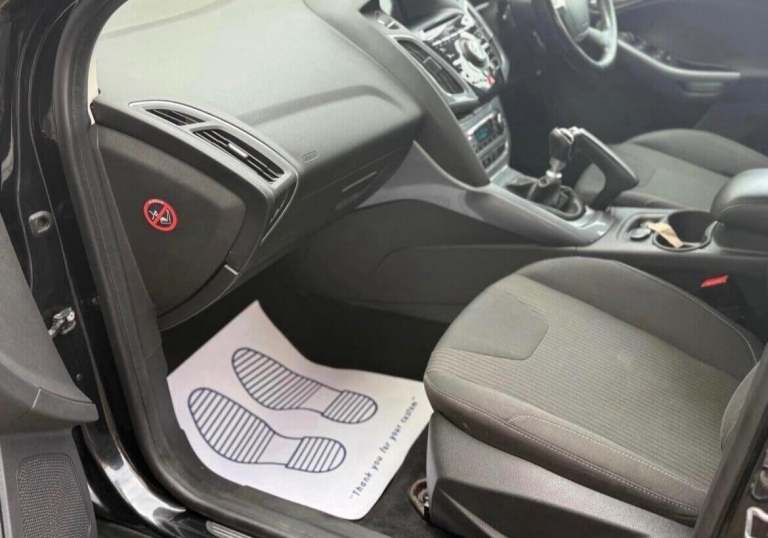 2014 Ford Focus 1.6 TDCi 115 Titanium Navigator 5dr HATCHBACK DIESEL Manual