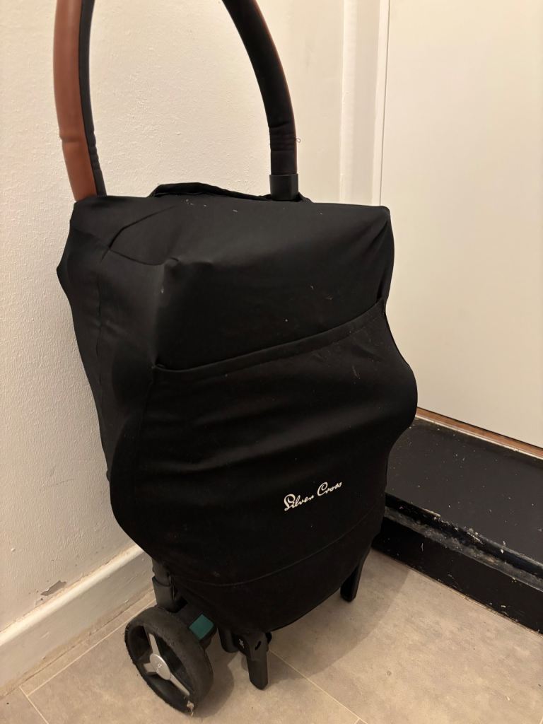 image for Silver cross Pram 