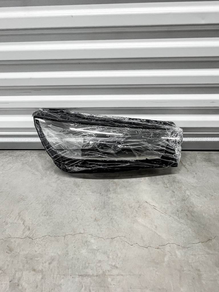 AUDI Q5 2016 – 2018 Headlight Lens Cover Right Driver Side