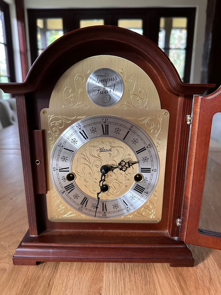 Franz Hermle Westminster Chime Two Jewels 340-020 Mantle Clock