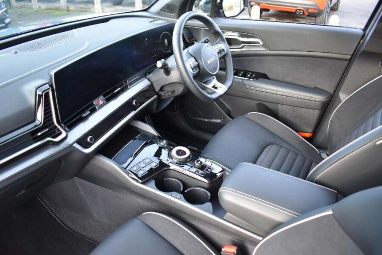 2025 Kia Sportage 1.6 T Gdi 48v Gt Line S Suv 5dr Petrol Dct Euro 6 (s/s) (157 Bhp) ESTATE Petrol...