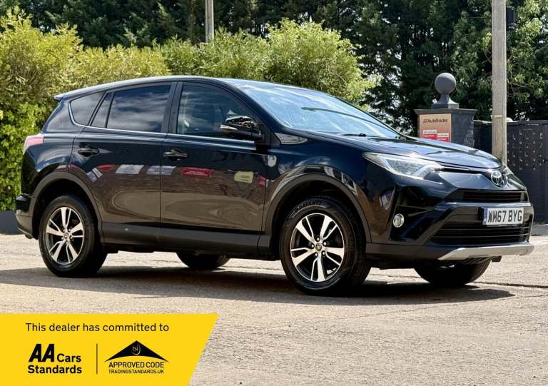2017 Toyota RAV4 2.0 D-4D Business Edition Euro 6 (s/s) 5dr (Safety Sense  Nav)
