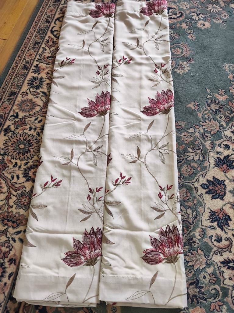 Amelia Lined Pencil Pleat curtains 