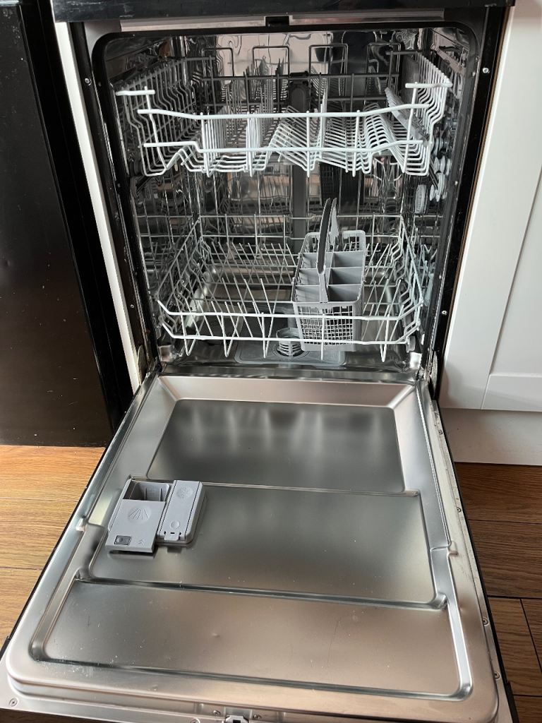 Dishwasher 