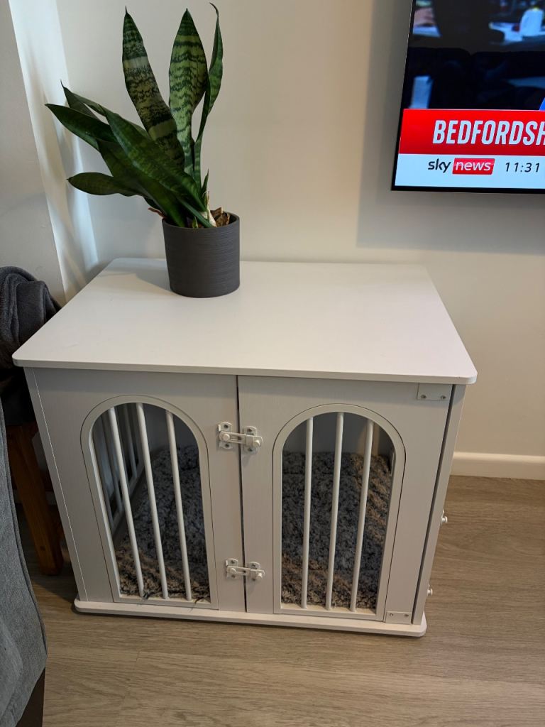 Wooden Puppy / Small Dog Crate