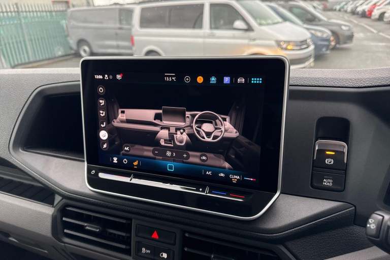 2025 Volkswagen Crafter 2.0 TDI 140PS Commerce Plus High Roof Van PANEL VAN DIESEL Manual