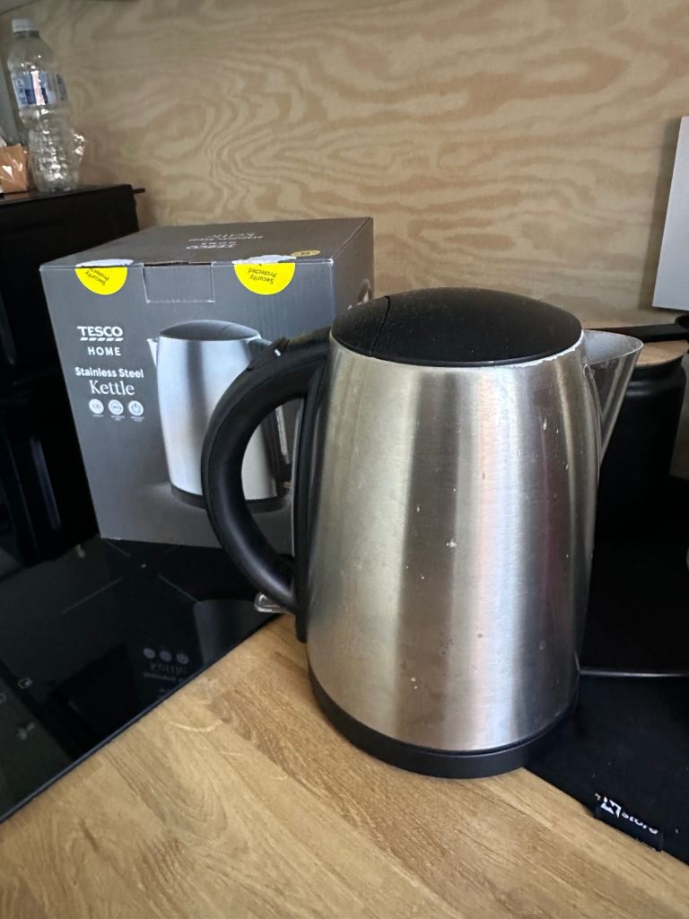 Tesco Home Stainless Steel Kettle - 1.7L