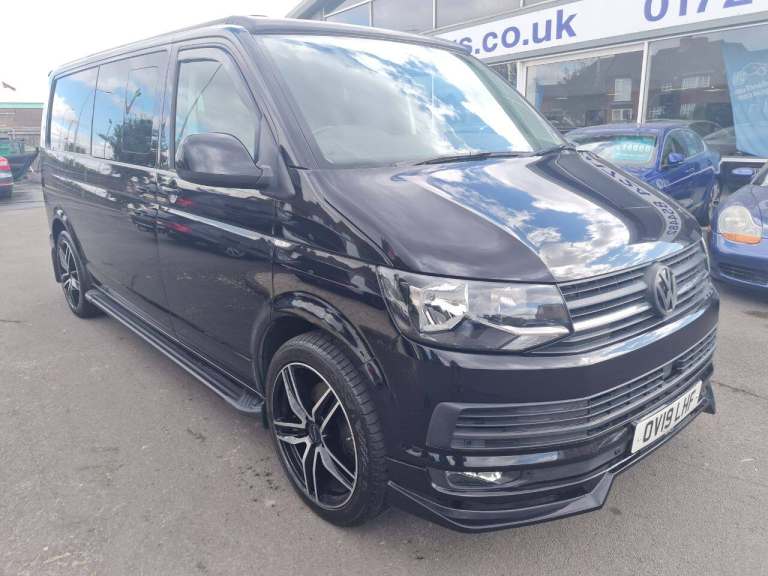 Volkswagen Transporter 2.0 TDI BMT 150 Highline Kombi Van Diesel