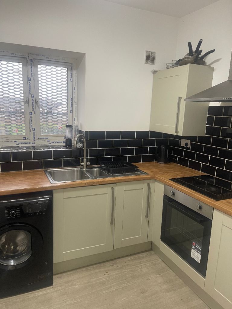 2 bed flat ts6 