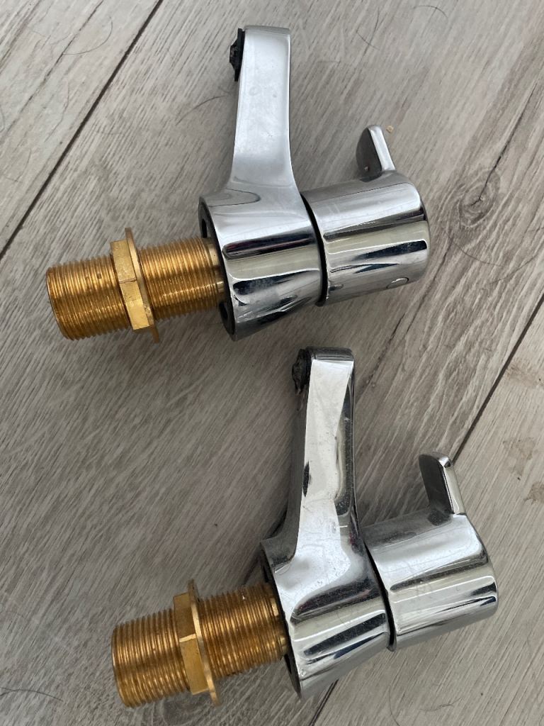 Armitage Shanks Taps