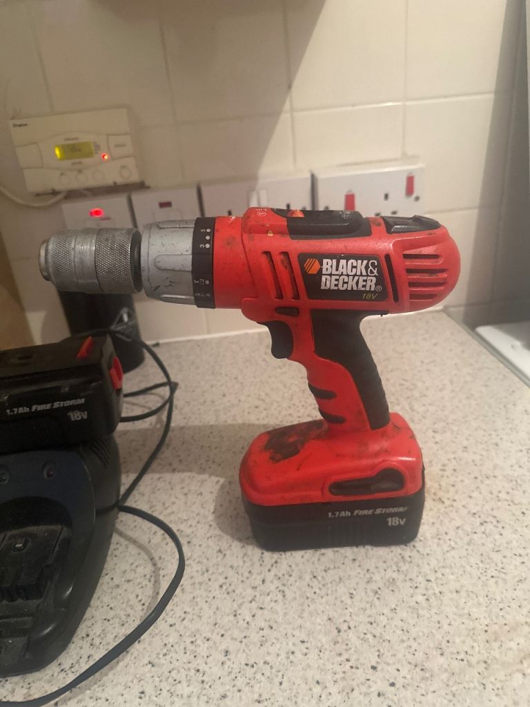 Black and Decker Drill. Spare Battery and Charger 