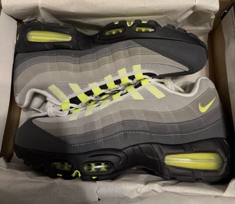 Nike Air max 95 neon size 9