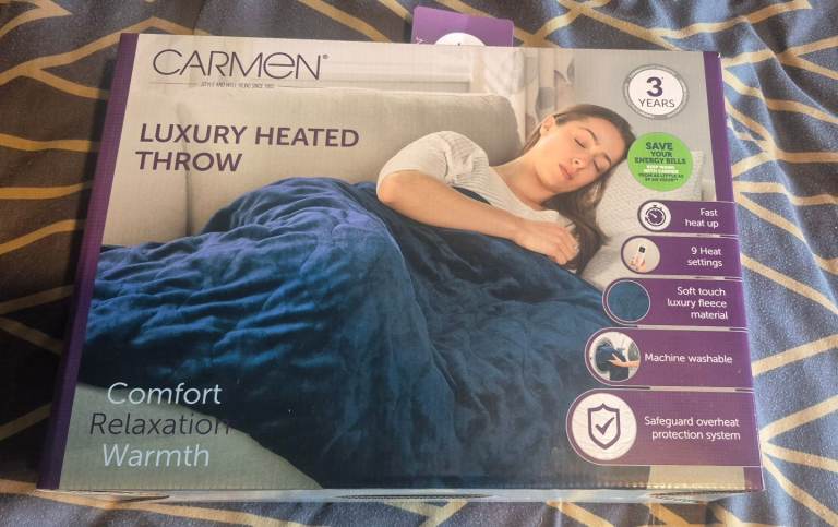 Carmen heated throw