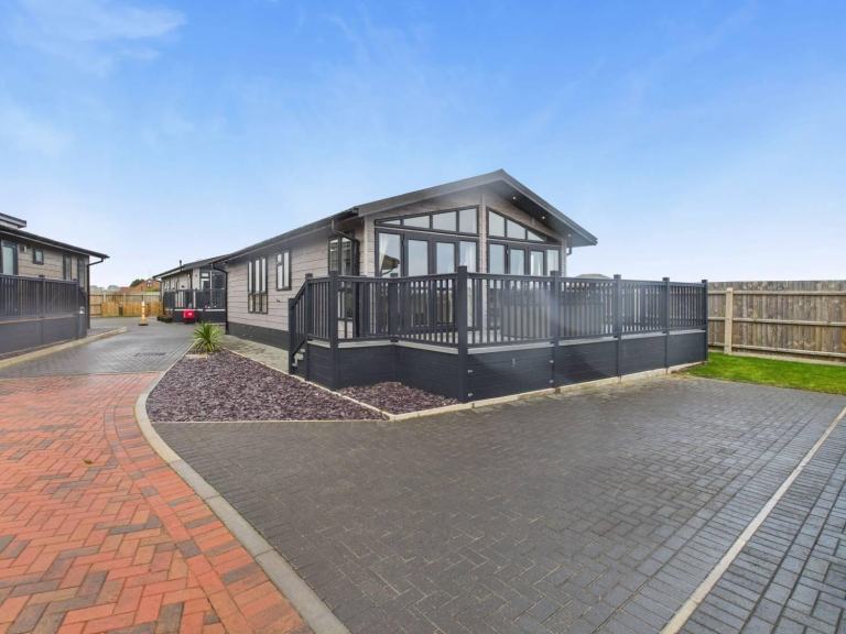 Omar Kingfisher in Norwich  - Lodge / Caravan 