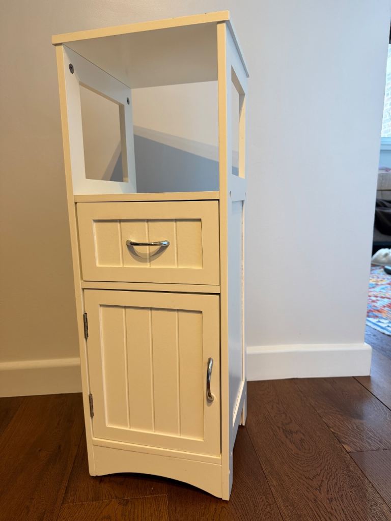 Used Bathroom storage cabinet 28x28x80 cm
