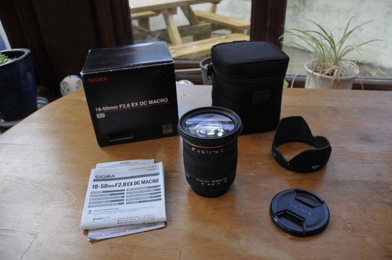 Sigma 18-50 F2.8 EX DC Macro Lens