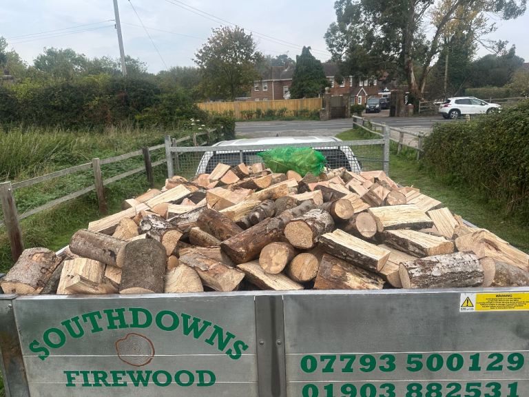 Seasoned Hardwood logs for sale 