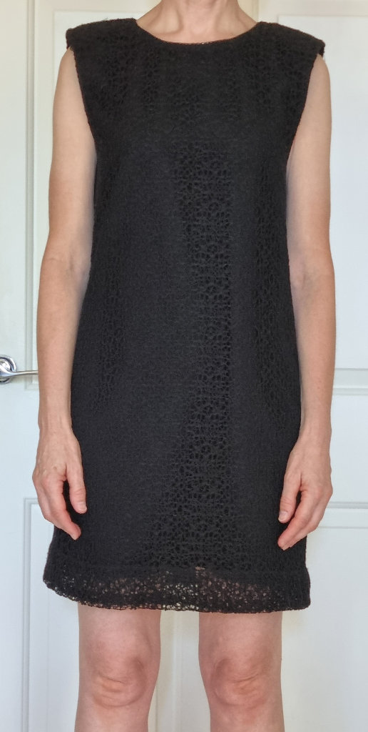 Suncoo black shift dress
