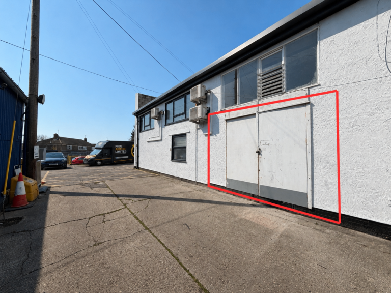 Storage Unit to Let in Dunmow – 457 sq ft