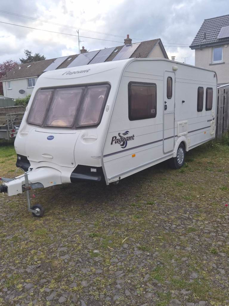 2004 bailey pageant fixed bed caravan 
