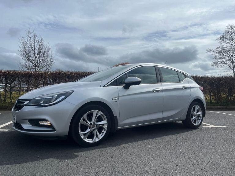 2017 New Model Astra 1.4 Sri Turbo 