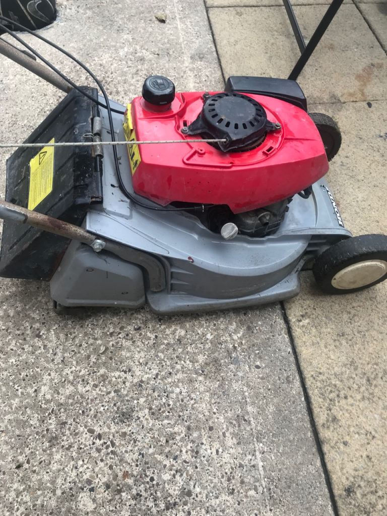 HONDA Petrol Lawnmower – Solid Runner for Your Garden | in Hull, East ...