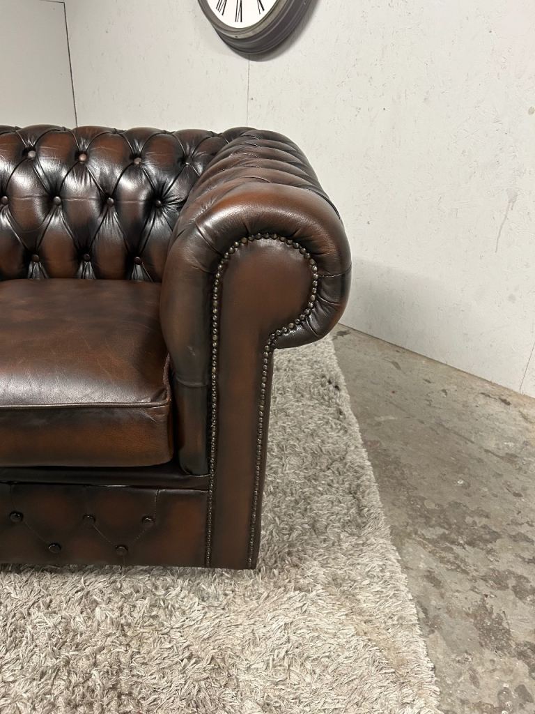 PAIR OF CHESTERFIELD 3 SEATER CLUB SOFAS DELIVERY AVAILABLE 