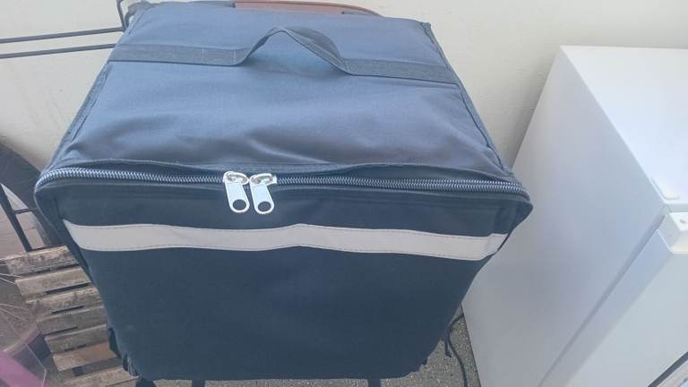 Large Black Insulated thermal hot food Delivery Bag – Uber Eats Just Eat Deliveroo Brand New!!!