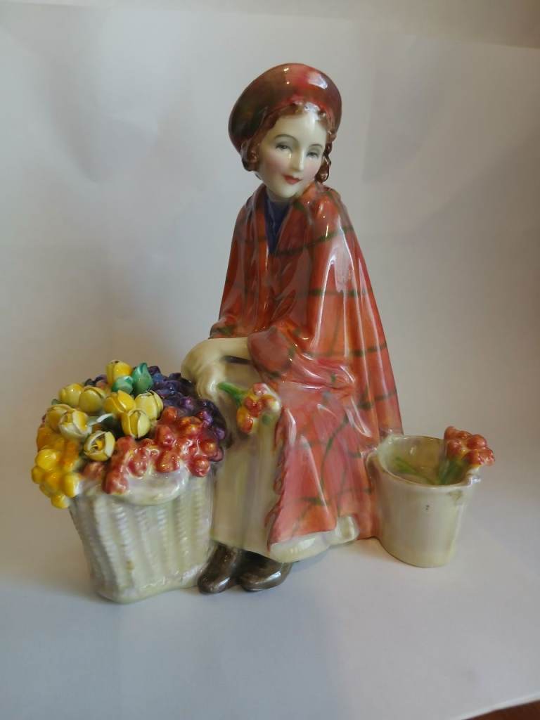 RARE Royal Doulton Bonnie Lassie figurine ex cond 