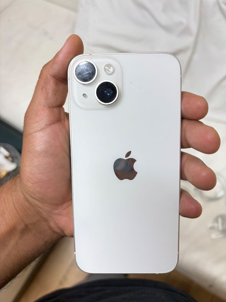 Apple iPhone 14- White, As Good As New
