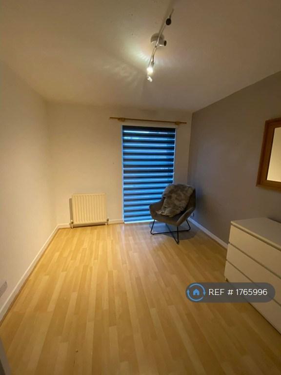 3 bedroom house in Inglewood Avenue, Camberley, GU15 (3 bed) (#1765996)