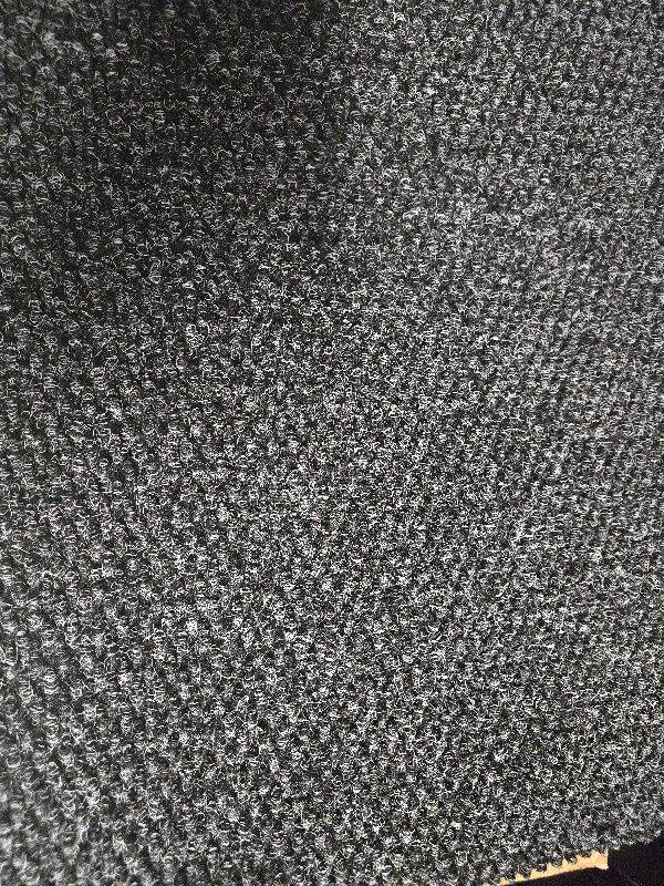 Matting carpet tiles