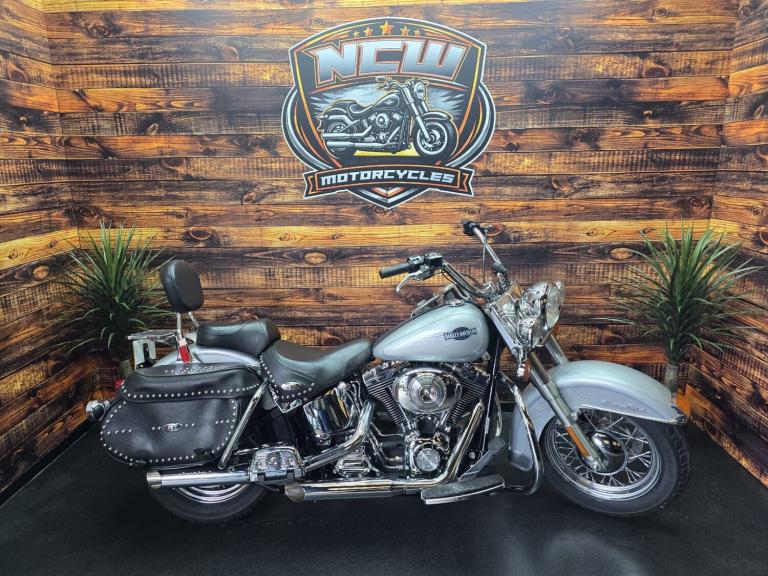 2005 54 Harley-Davidson Softail Heritage Classic 1450CC 
