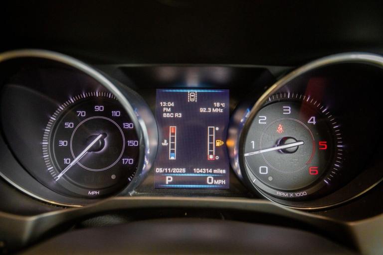 2015 Jaguar XE 2.0d R-Sport Saloon 4dr Diesel Auto Euro 6 (s/s) (180 ps) *Rear Camera + Ke SALOON...