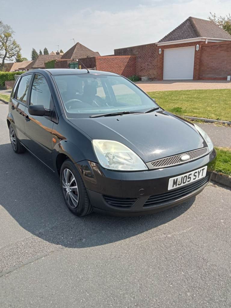 Ford fiesta 1.2 finesse low mileage long mot