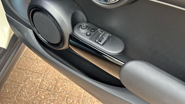 2022 MINI Hatch 2.0 Cooper S Exclusive 3dr Auto Petrol Hatchback Hatchback Petrol Automatic